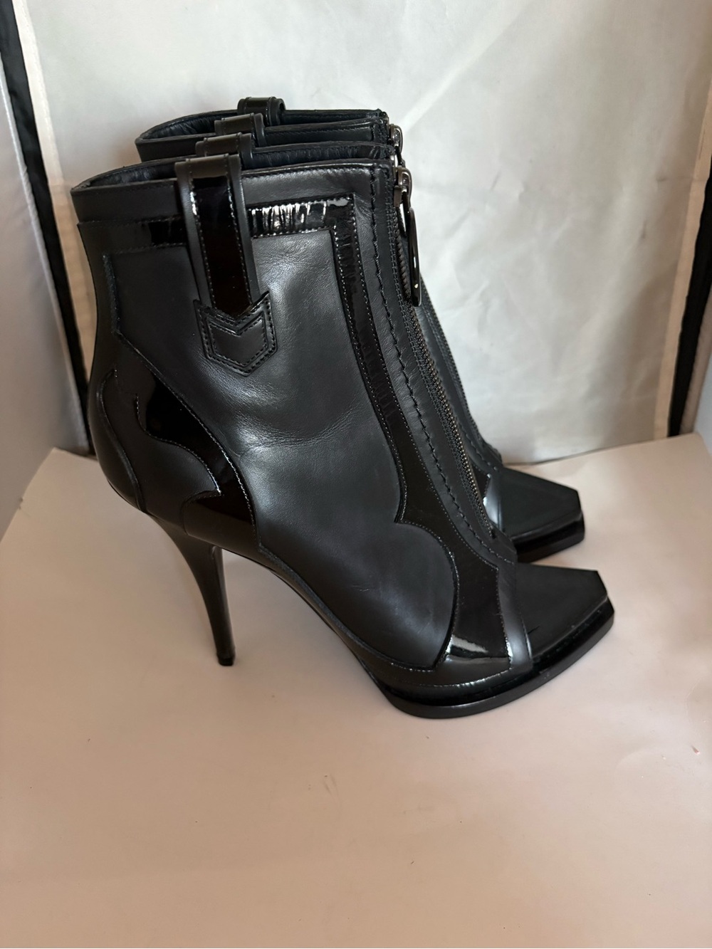 GIVENCHY Black Peep-Toe Front-Zip Women’s Ankle Boot EU40.5 US10.5